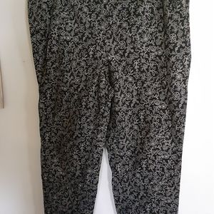 JJill size 12 crop pants